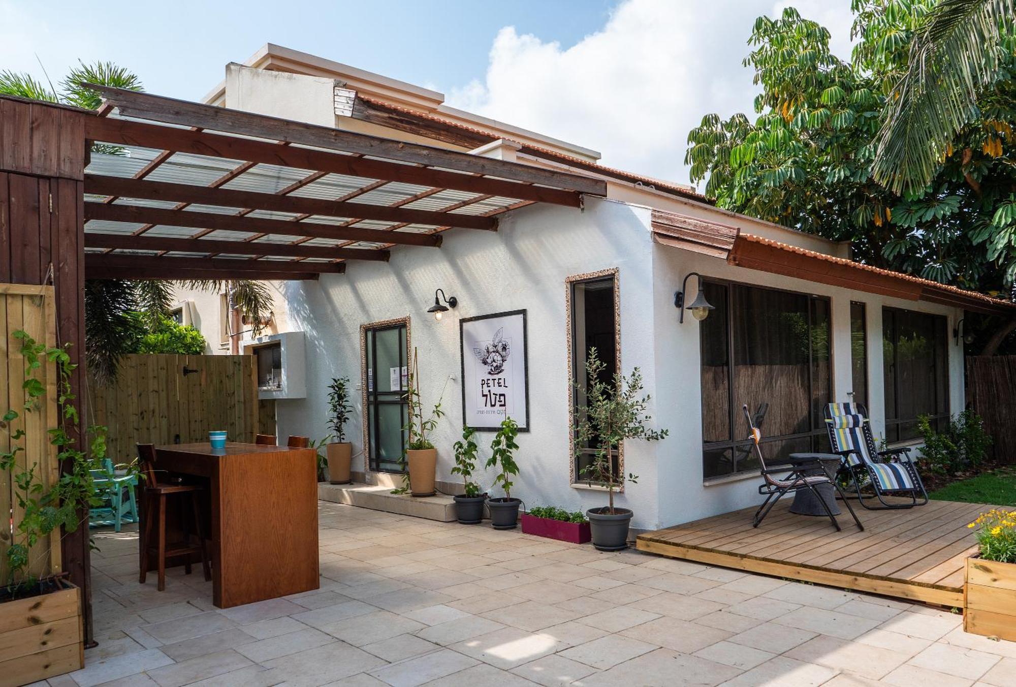 Bar-On Vacation Resort - Nature, Culture, Tours & Tastes Near Nahariyya - בר-און ריזורט, בתי מפונים , טבע, תרבות, סיורים וקולינריה Ben 'Ammi Camera foto