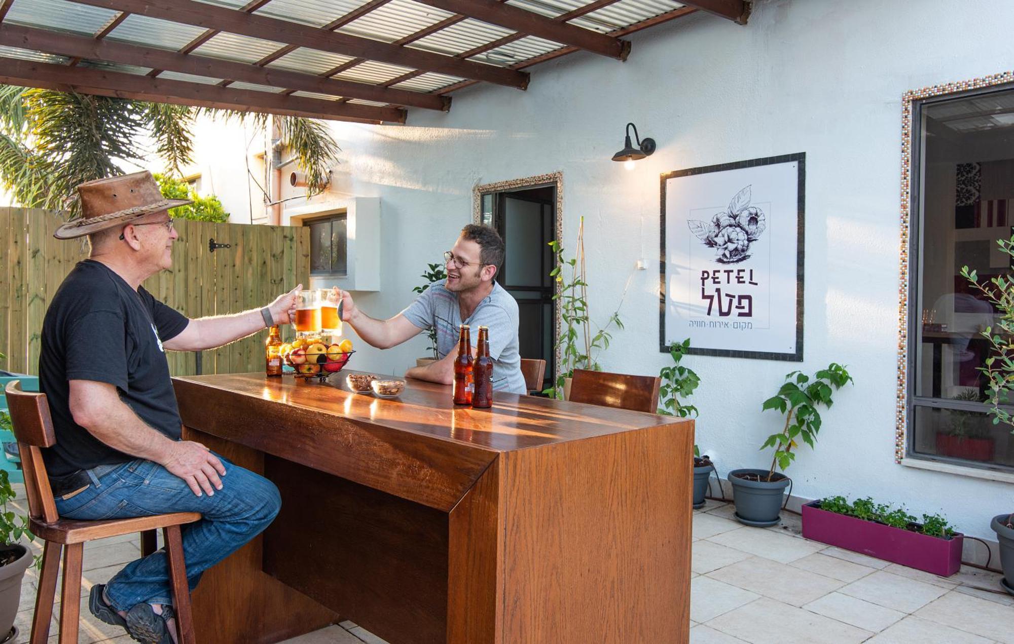 Bar-On Vacation Resort - Nature, Culture, Tours & Tastes Near Nahariyya - בר-און ריזורט, בתי מפונים , טבע, תרבות, סיורים וקולינריה Ben 'Ammi Camera foto